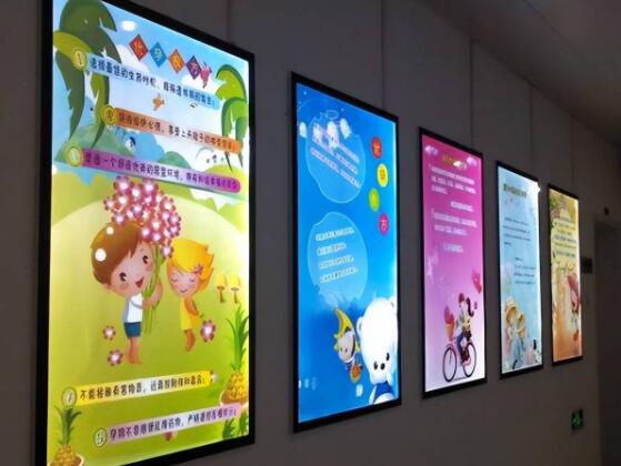 pc耐力板在燈箱廣告行業(yè)的優(yōu)勢