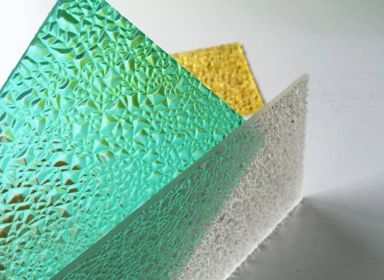 浴室隔斷的材料怎么選？