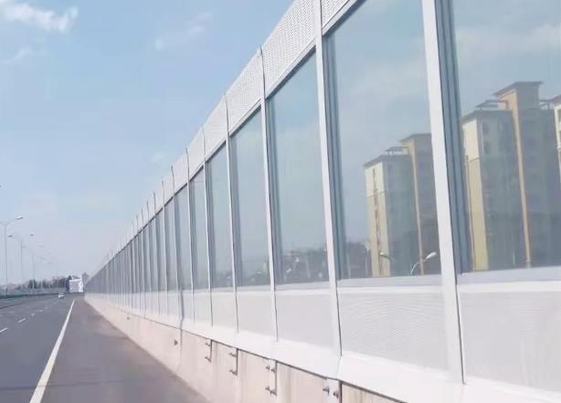 哪些溫室大棚建設(shè)地區(qū)可以使用PC陽(yáng)光板